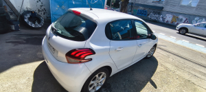 PEUGEOT 208 1.6 HDI ACTIVE PACK  AÑO 2017 (LOS ANGELES) JDCY40