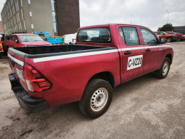 TOYOTA HILUX 2.4 4X2 DX AÑO 2022 (SANTIAGO) RPVZ 20