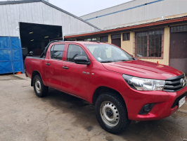 TOYOTA HILUX 4X4 2.4 DX AÑO 2022 (SANTIAGO)  RZVL 67