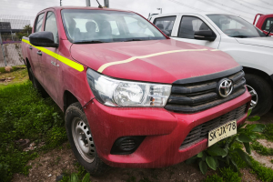 TOYOTA HILUX 4X4 2.4 DX 2023 (SANTIAGO)  SKJX 78