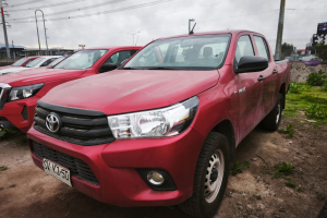 TOYOTA HILUX 4X4 2.4 DX 2023 (SANTIAGO)  SVYJ 50